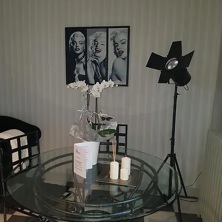 Bed & Breakfast Boutik O'domaine Chis